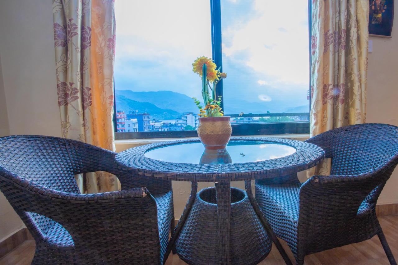 Silver Sky Hotel Pokhara Ngoại thất bức ảnh