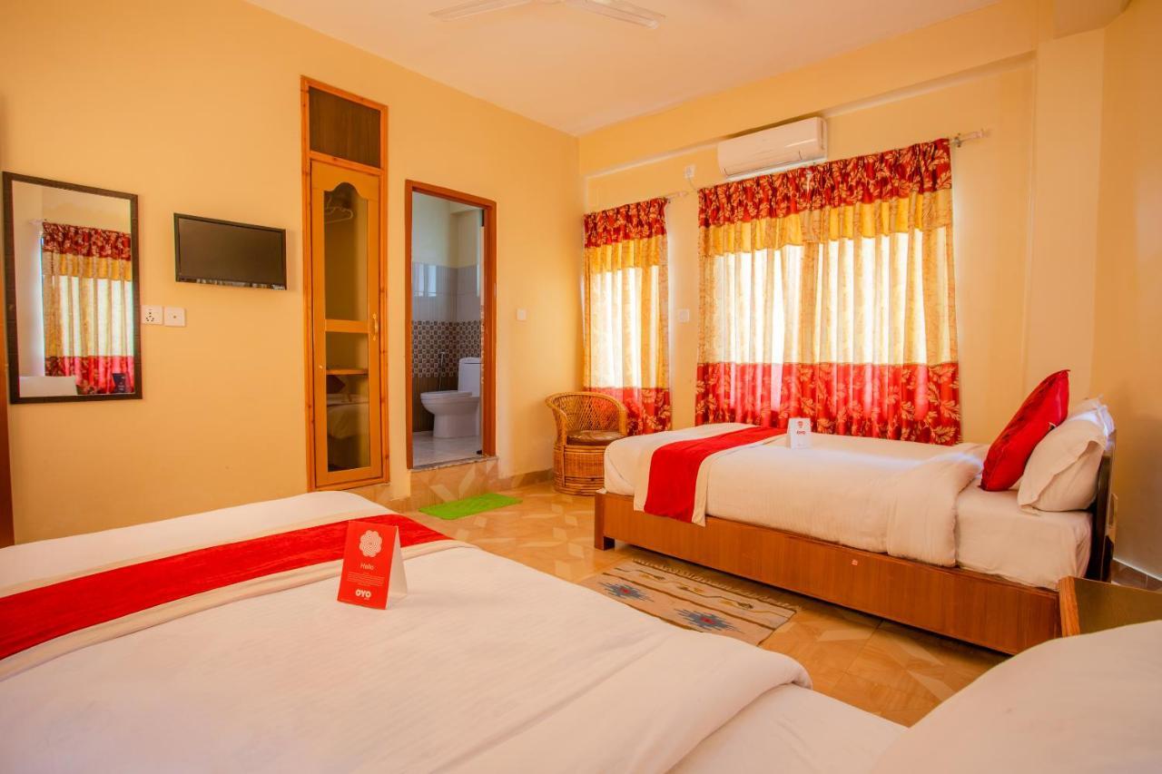 Silver Sky Hotel Pokhara Ngoại thất bức ảnh