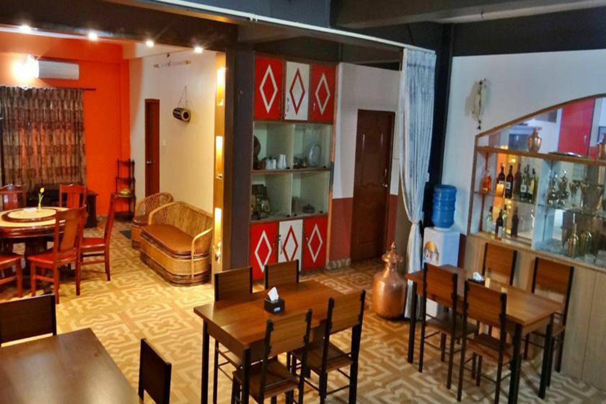 Silver Sky Hotel Pokhara Ngoại thất bức ảnh
